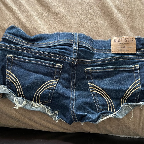 Hollister lot 7 pair size 0, 1 & 3 shorts and 1 pair of khakis - Picture 14 of 14